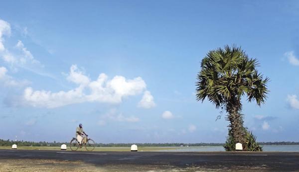 Sai Holiday Inn Jaffna Kültér fotó