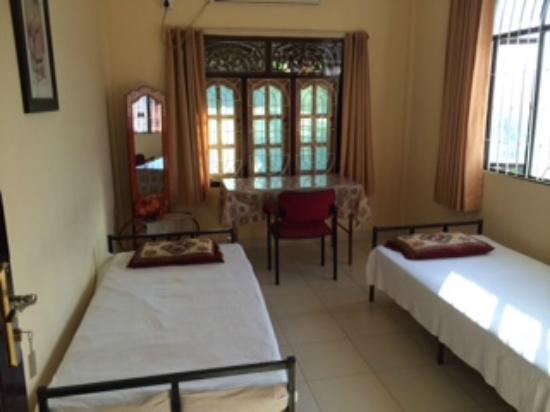 Sai Holiday Inn Jaffna Kültér fotó