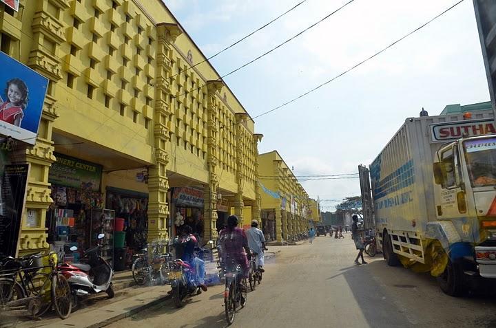 Sai Holiday Inn Jaffna Kültér fotó